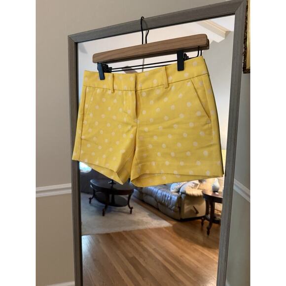 Ann Taylor Signature Size 0 Yellow & White Polka Dot Shorts - Picture 2 of 4